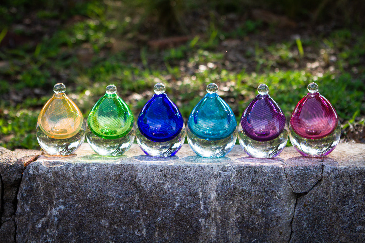 glass keepsake urns